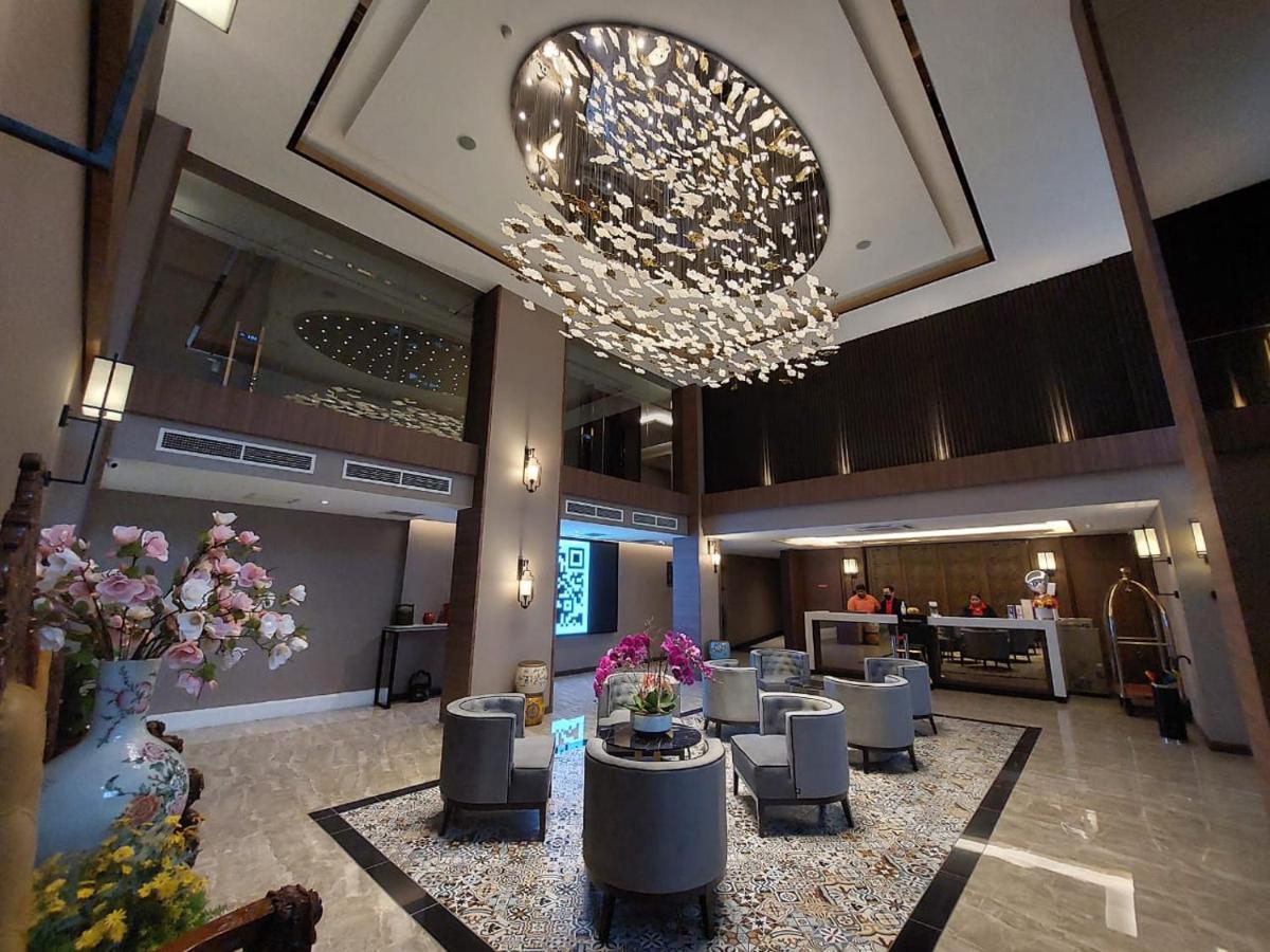 Christee Hotel