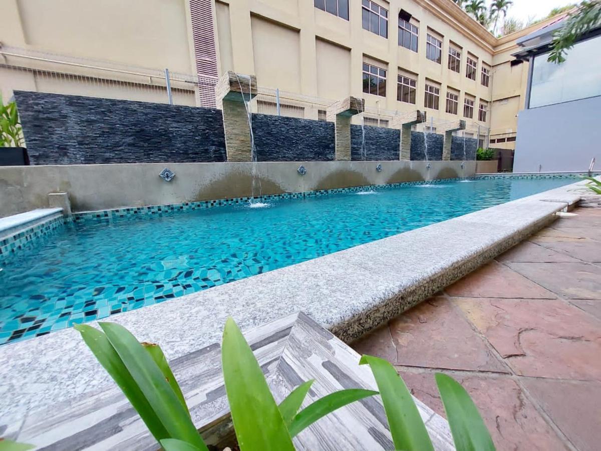Christee Hotel 4*